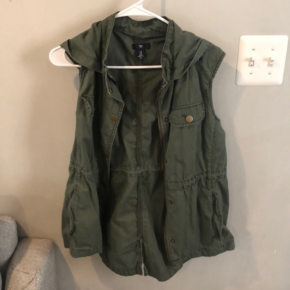 Army green vest